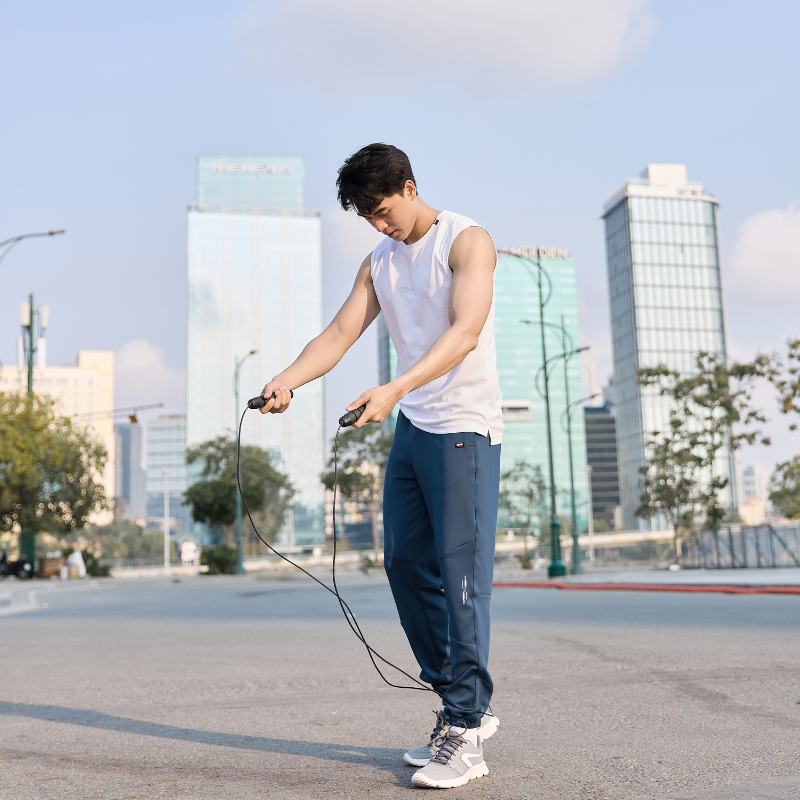 Quần Dài Lưng Thun Ôm Dáng Beginner 07: Năng Động, Phong Cách, Tự Tin Xuống Phố