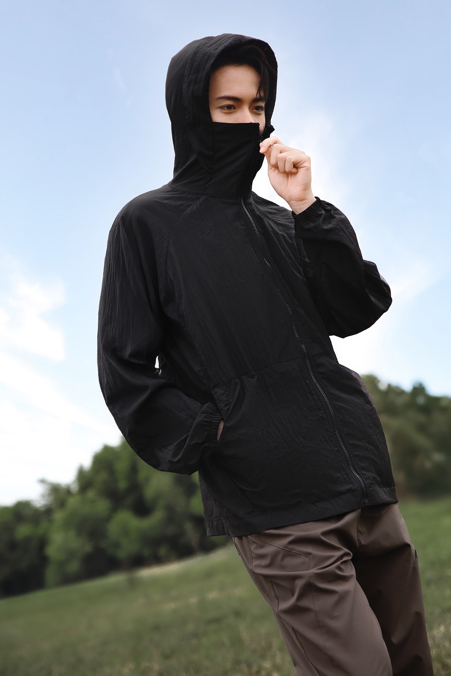 Outfit đi trekking phong cách YaMe